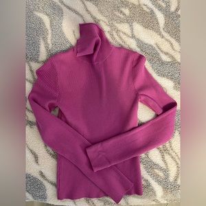 XS purple H&M turtle neck